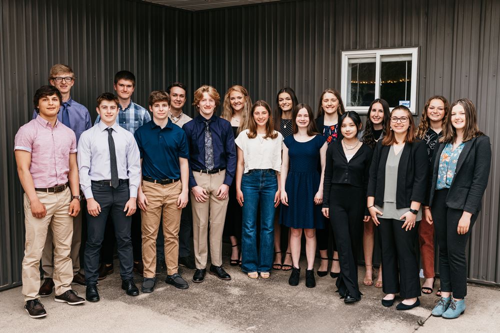 Lyon and Murray County CEO Class of 2023 Students