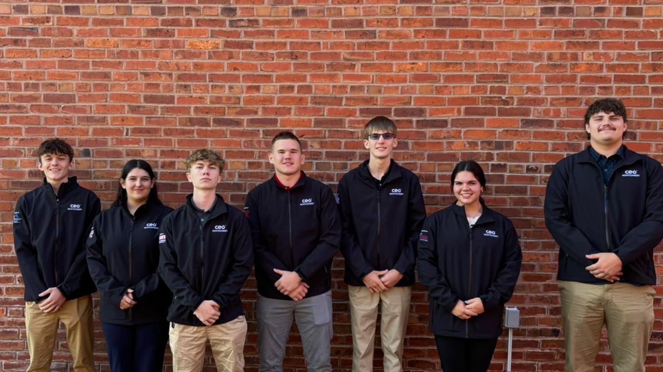 Montgomery CEO Class Photo